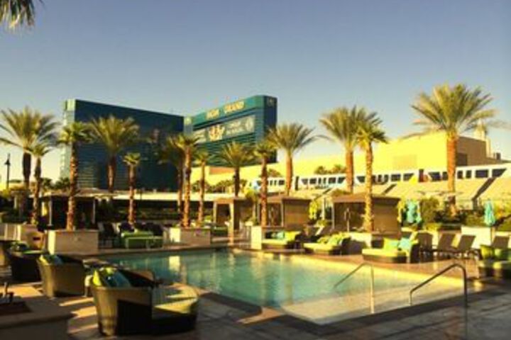 Pool 119 of 164