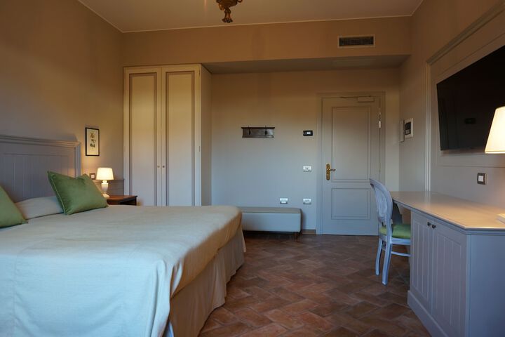 Room 19 of 56