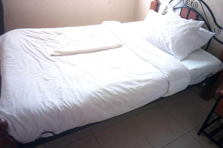 Room 5 of 29