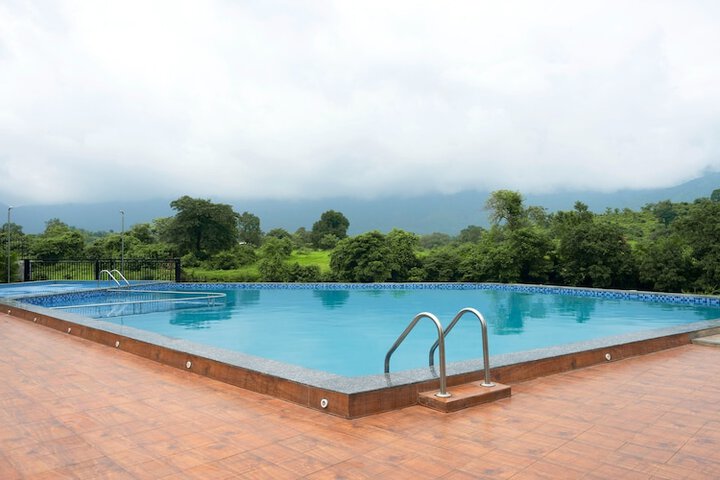 Pool 88 of 111