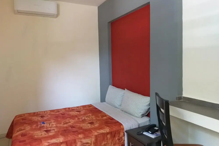 Room 7 of 15