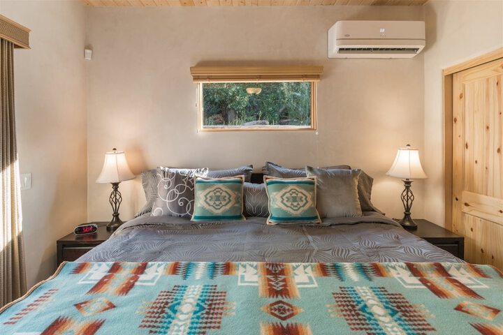 Room 5 of 17