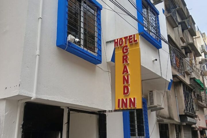 Room 7 of 11