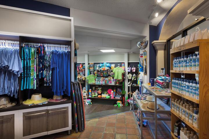 Gift Shop 202 of 218