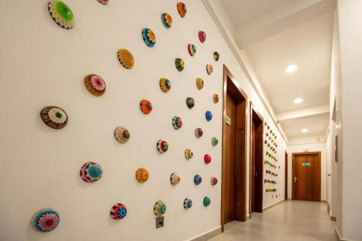 Room 28 of 47