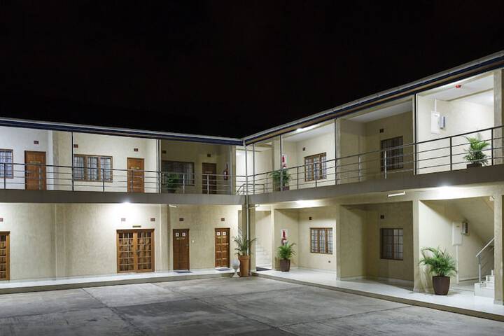 Hotel Exterior 31 of 36