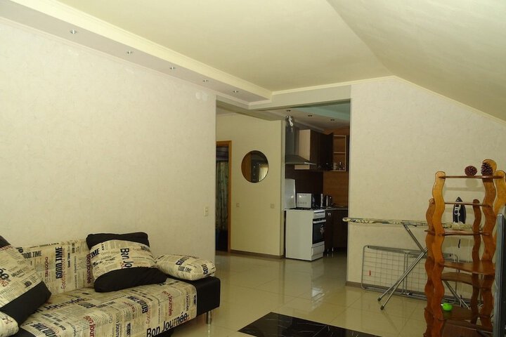 Room 14 of 23