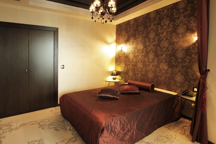 Room 16 of 75