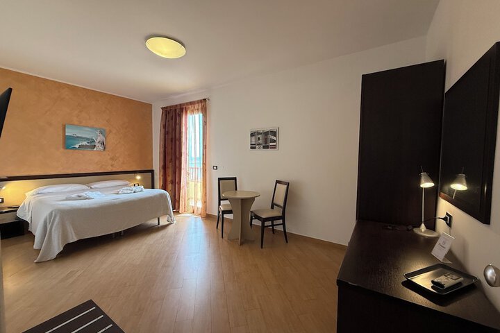 Room 26 of 56