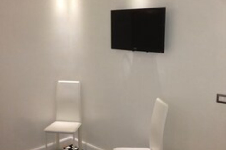 Room 12 of 15