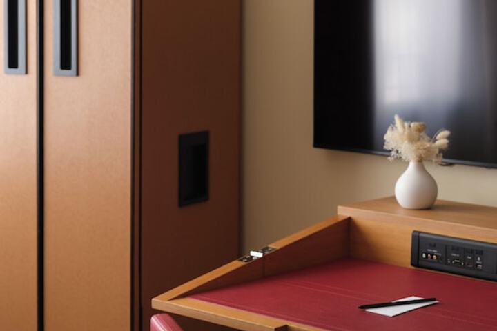 Room 14 of 81