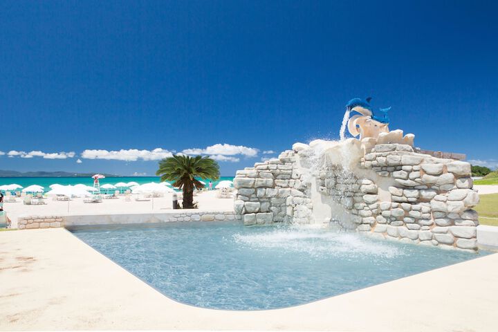 Pools & Facilities