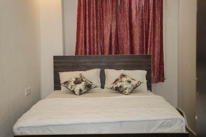 Room 10 of 55