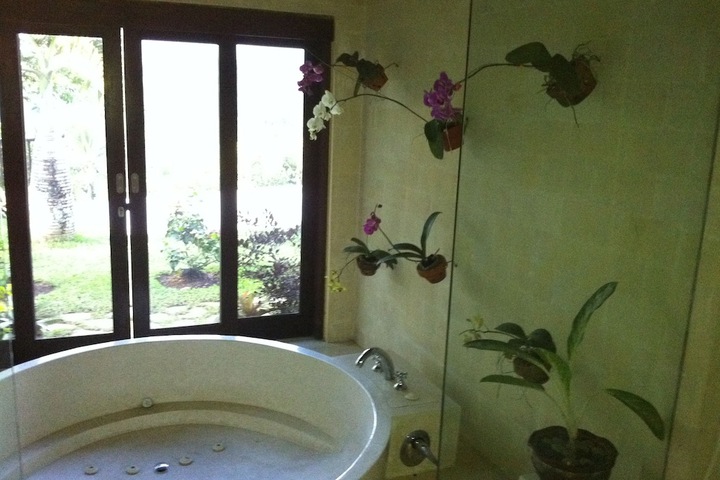 Hot Tub 12 of 26