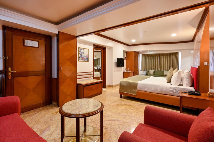 Room 12 of 54