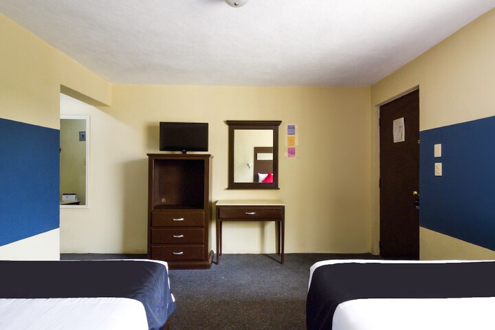 Room 12 of 42