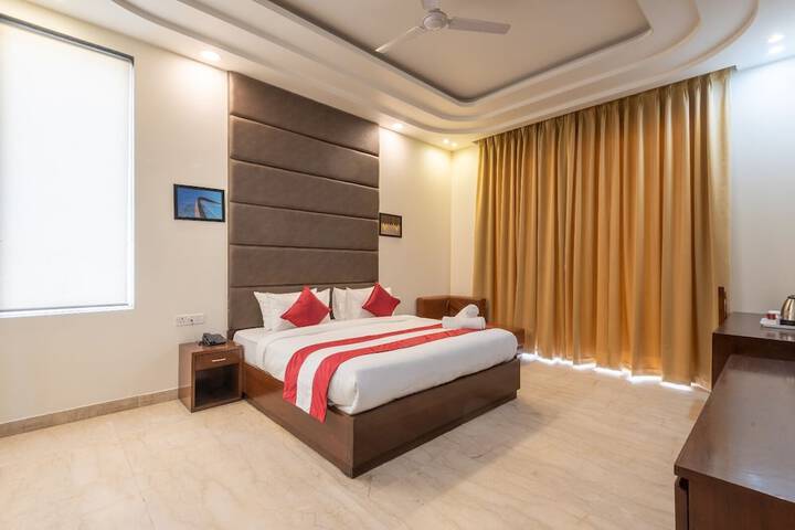 Room 7 of 30