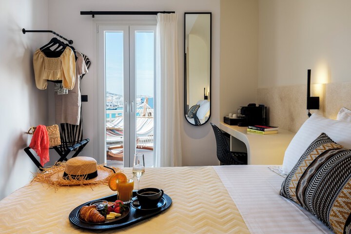 Room 13 of 56