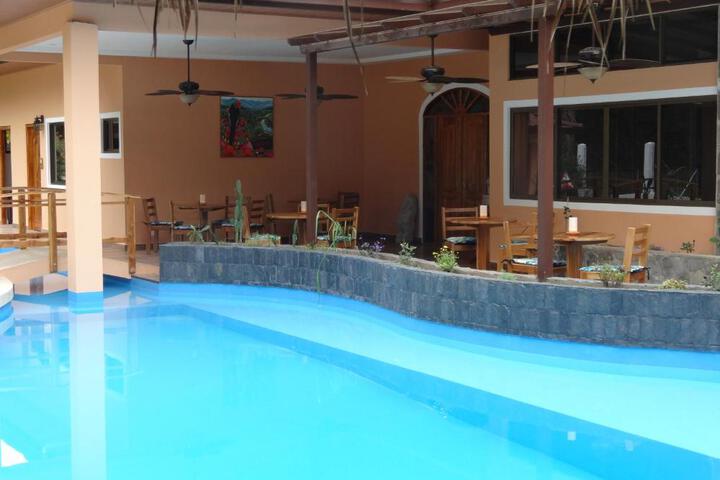 Exterior of Hotel-Boutique Patampa