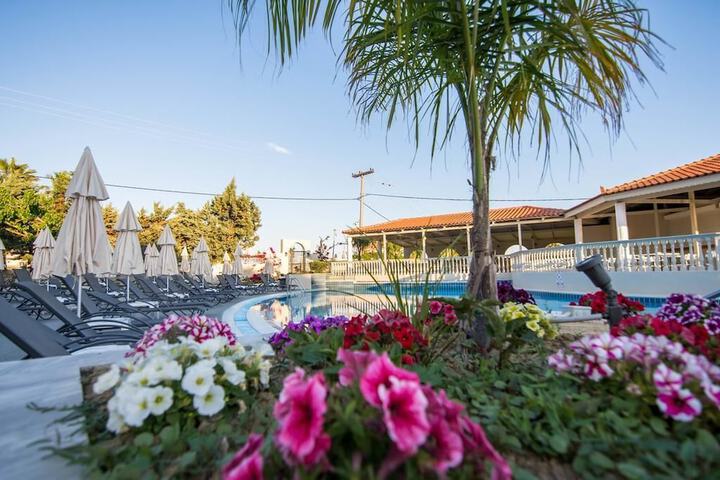 Hotel 33 of 35