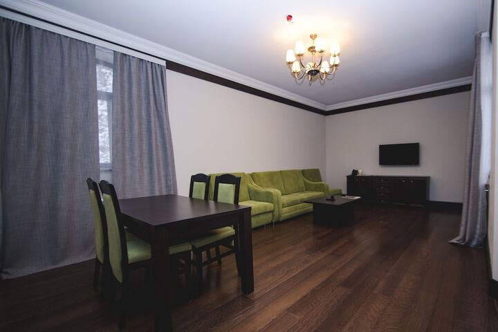 Room 47 of 160