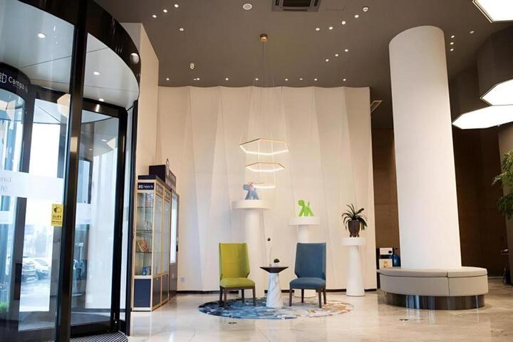 Hotel Amenity