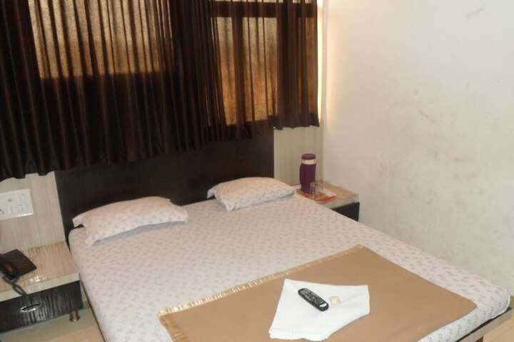 Room 3 of 22