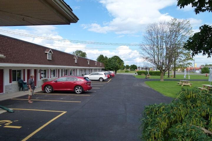 Property Grounds 53 of 57