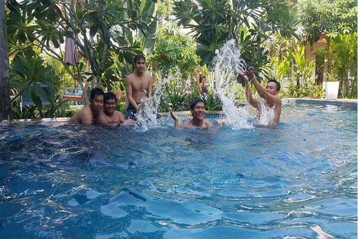 Haks House