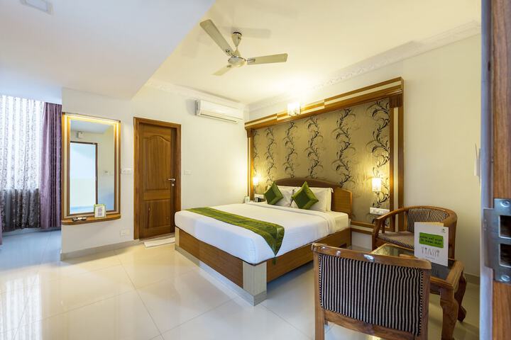 Room 10 of 41