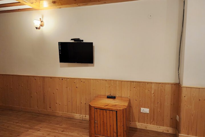 Room 48 of 81