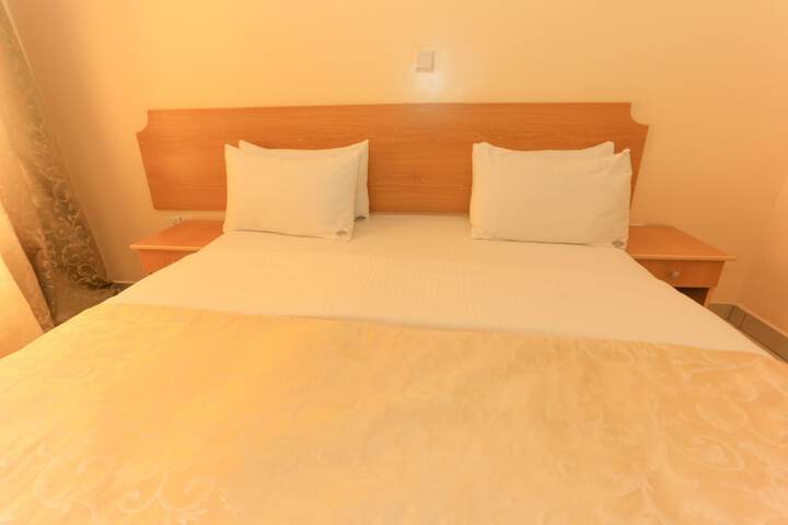 Room 15 of 97