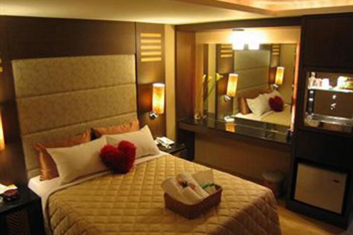 Room 20 of 21