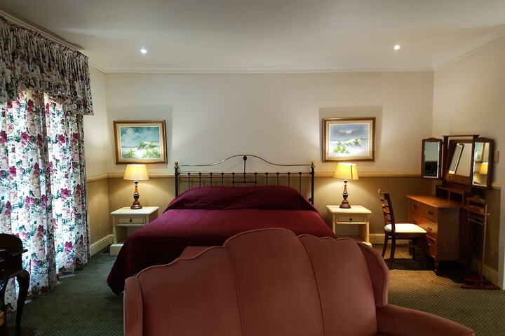 Room 14 of 61