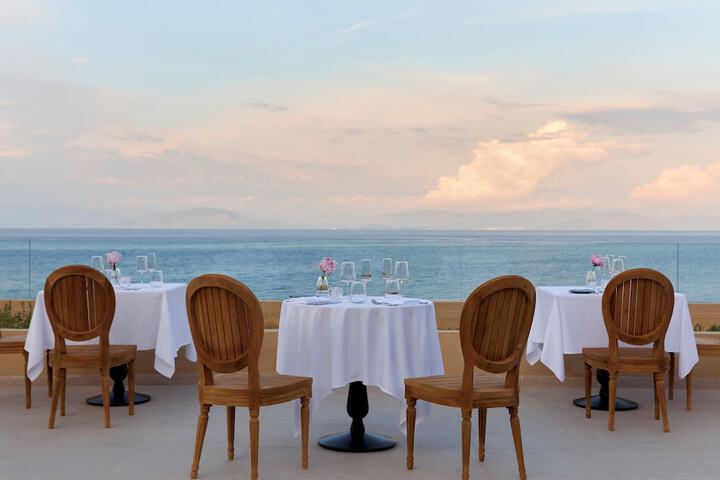 Dining 57 of 82