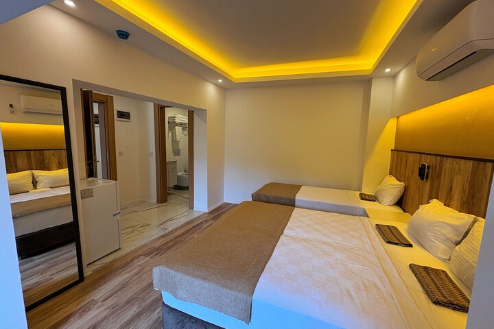 Room 21 of 123