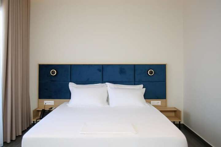 Room 89 of 109