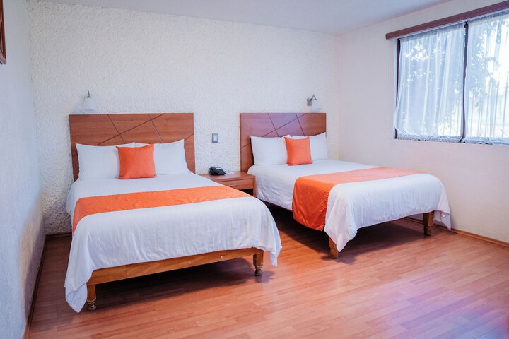Room 13 of 85