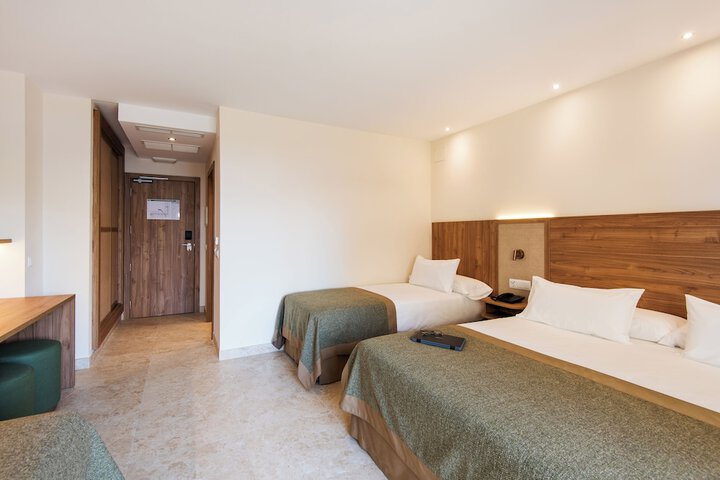 Room 14 of 89