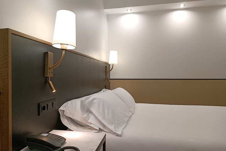 Room 26 of 105