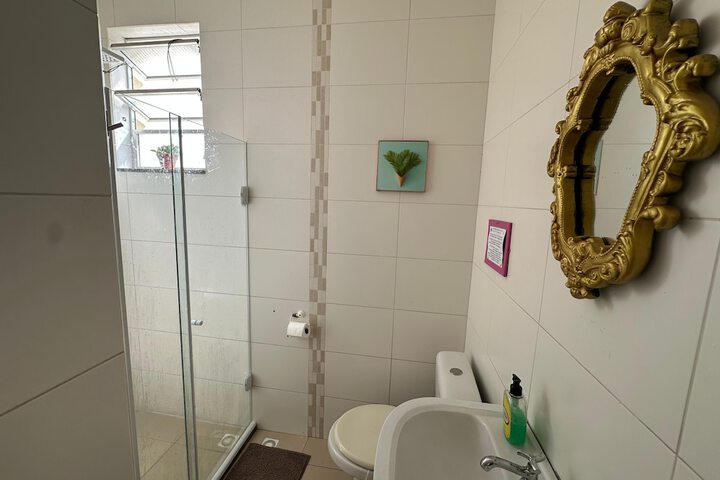 Room 65 of 77