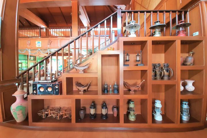 Hotel Interior 3 of 97
