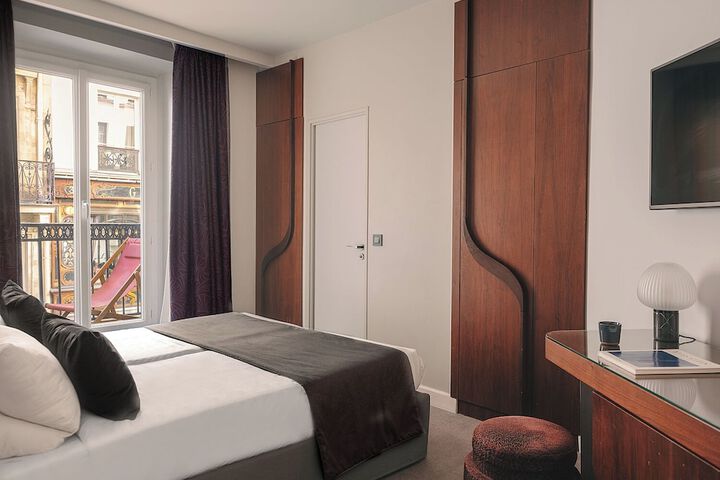 Room 21 of 57