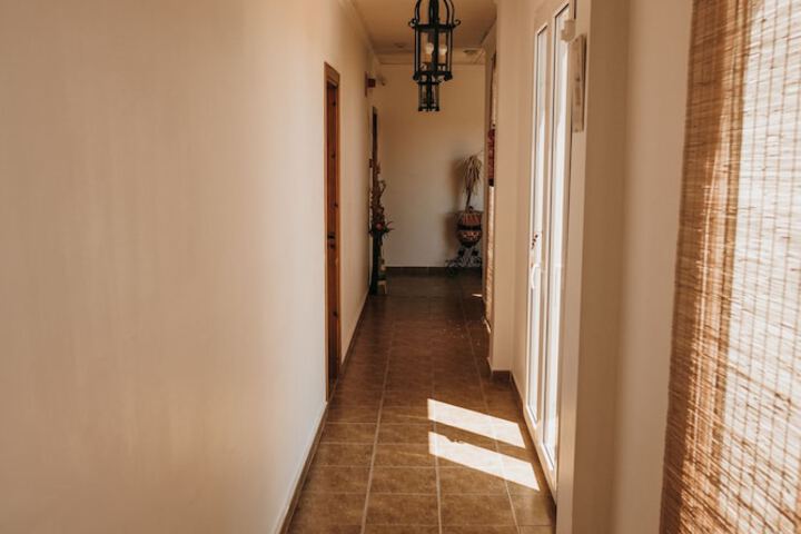 Ballroom/Hall 76 of 89