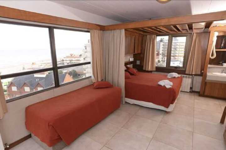 Room 5 of 62