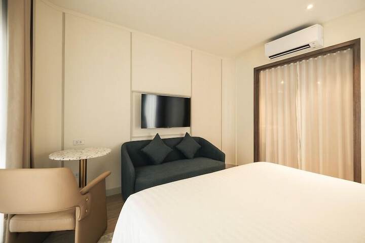 Room 9 of 73