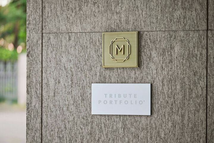 Hotel 77 of 80