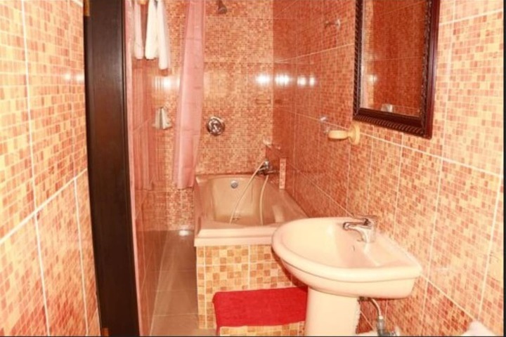 Room 19 of 29