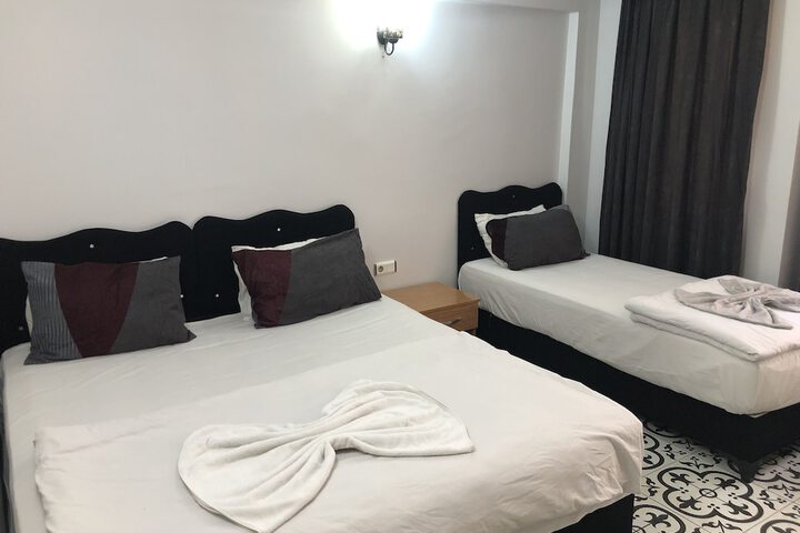 Room 15 of 137
