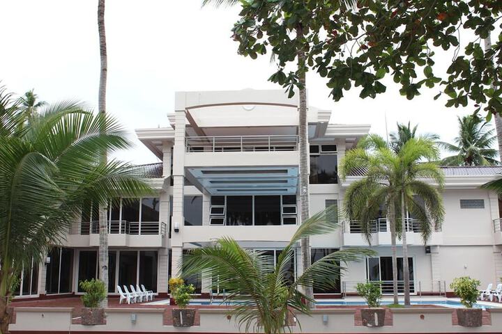Hotel 78 of 87